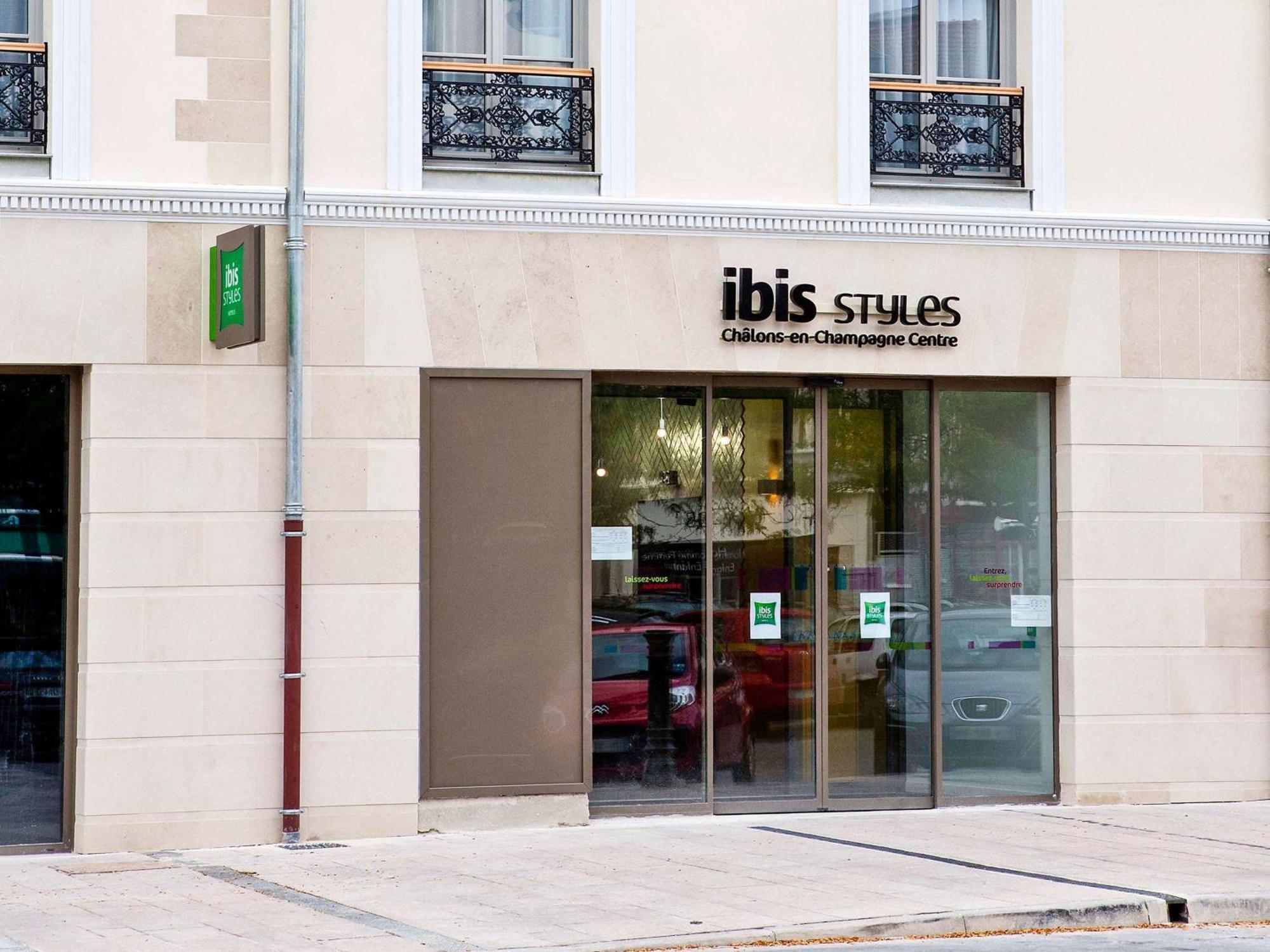 ホテル Ibis Styles Chalons En Champagne Centre エクステリア 写真