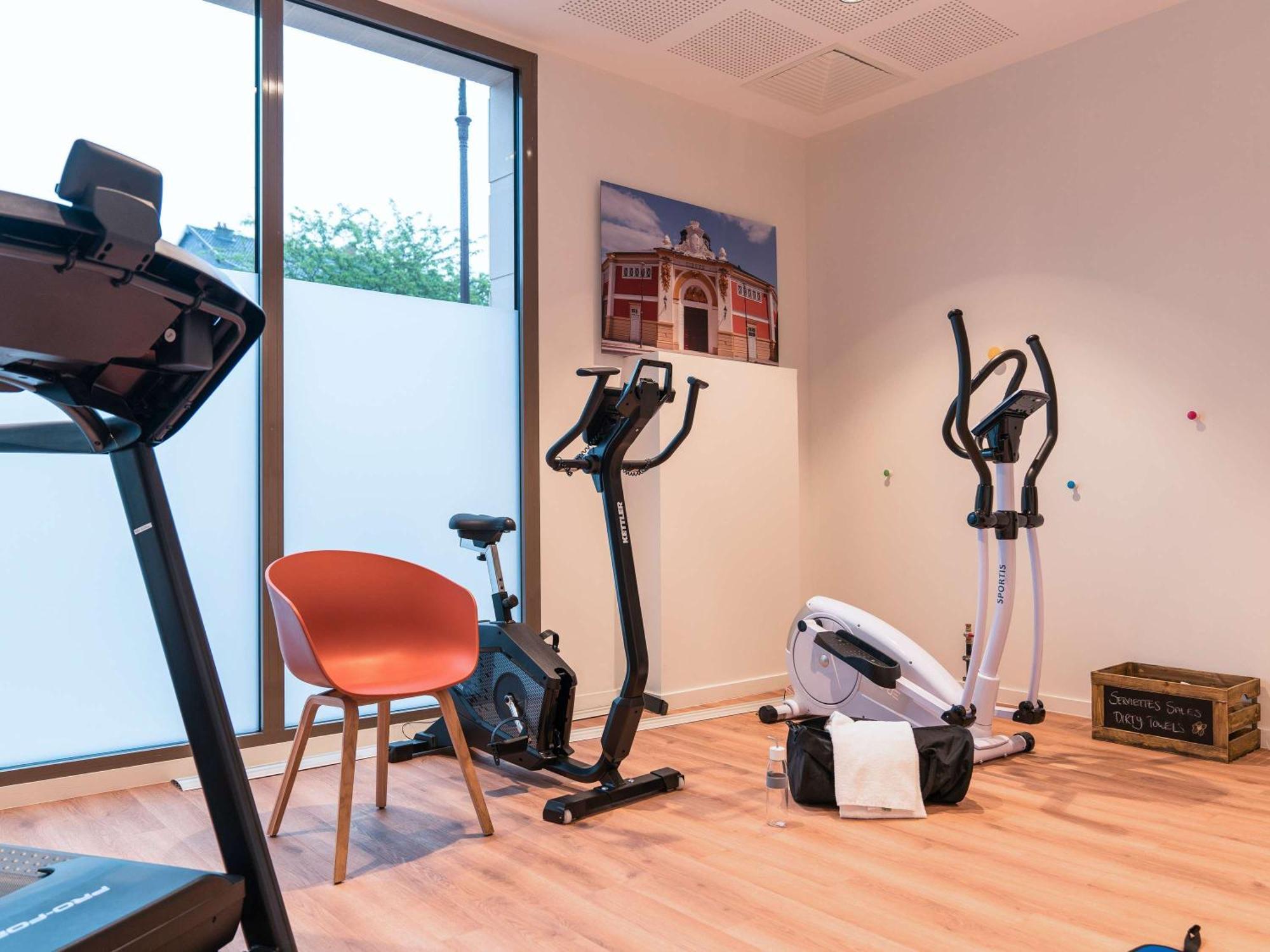 ホテル Ibis Styles Chalons En Champagne Centre エクステリア 写真