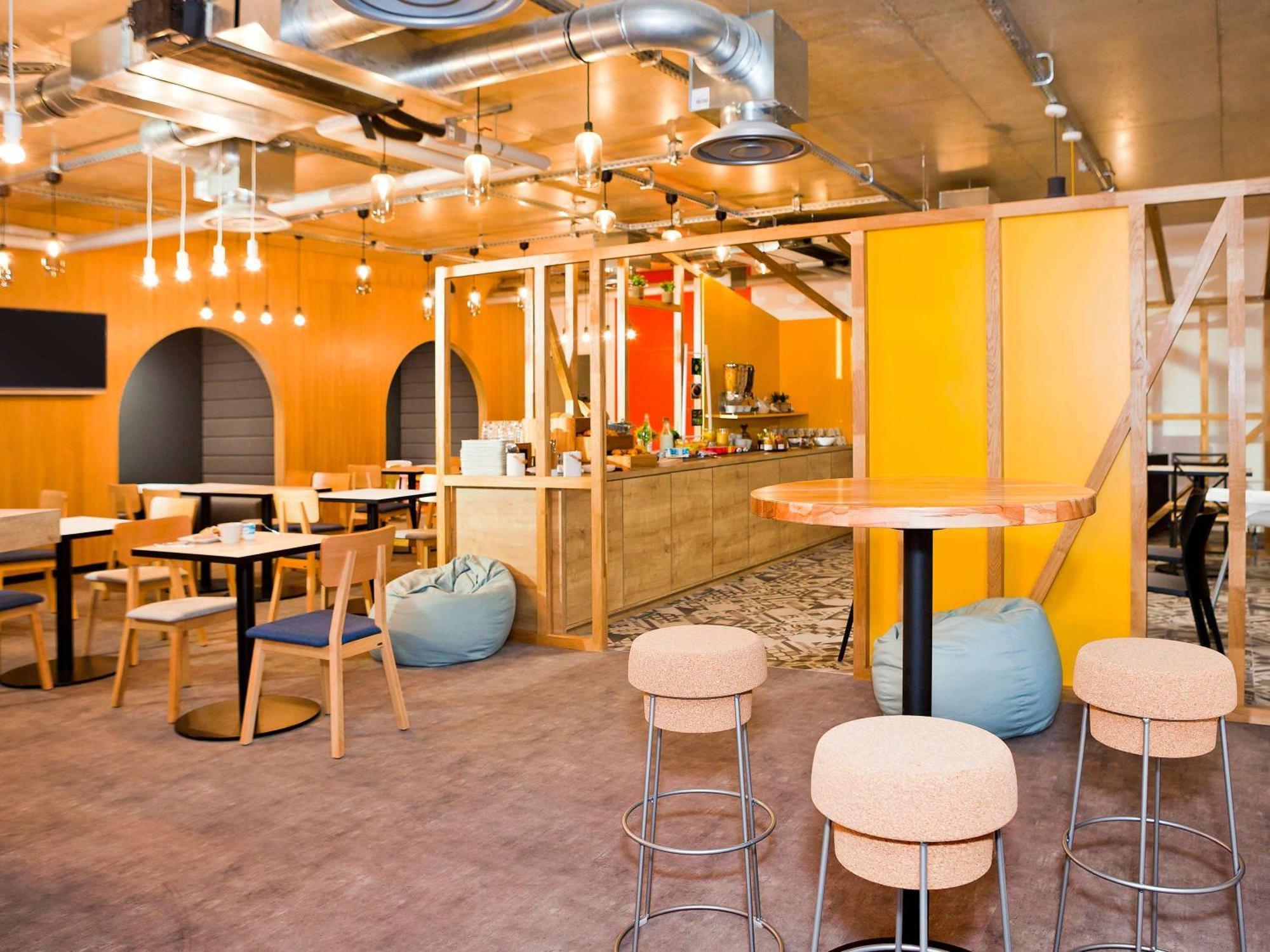 ホテル Ibis Styles Chalons En Champagne Centre エクステリア 写真